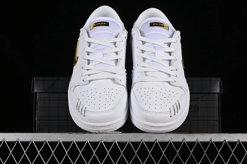 All categories Air Jordan Jordan series basketball shoes Air Jordan 1 Low Air Jordan 1 Low "Method of Make" AJ1 Joe 1 white gold low-top cultural and leisure sports shoes FN5032-100